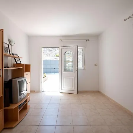 3br Country Terrace House - Private Pool Holiday home